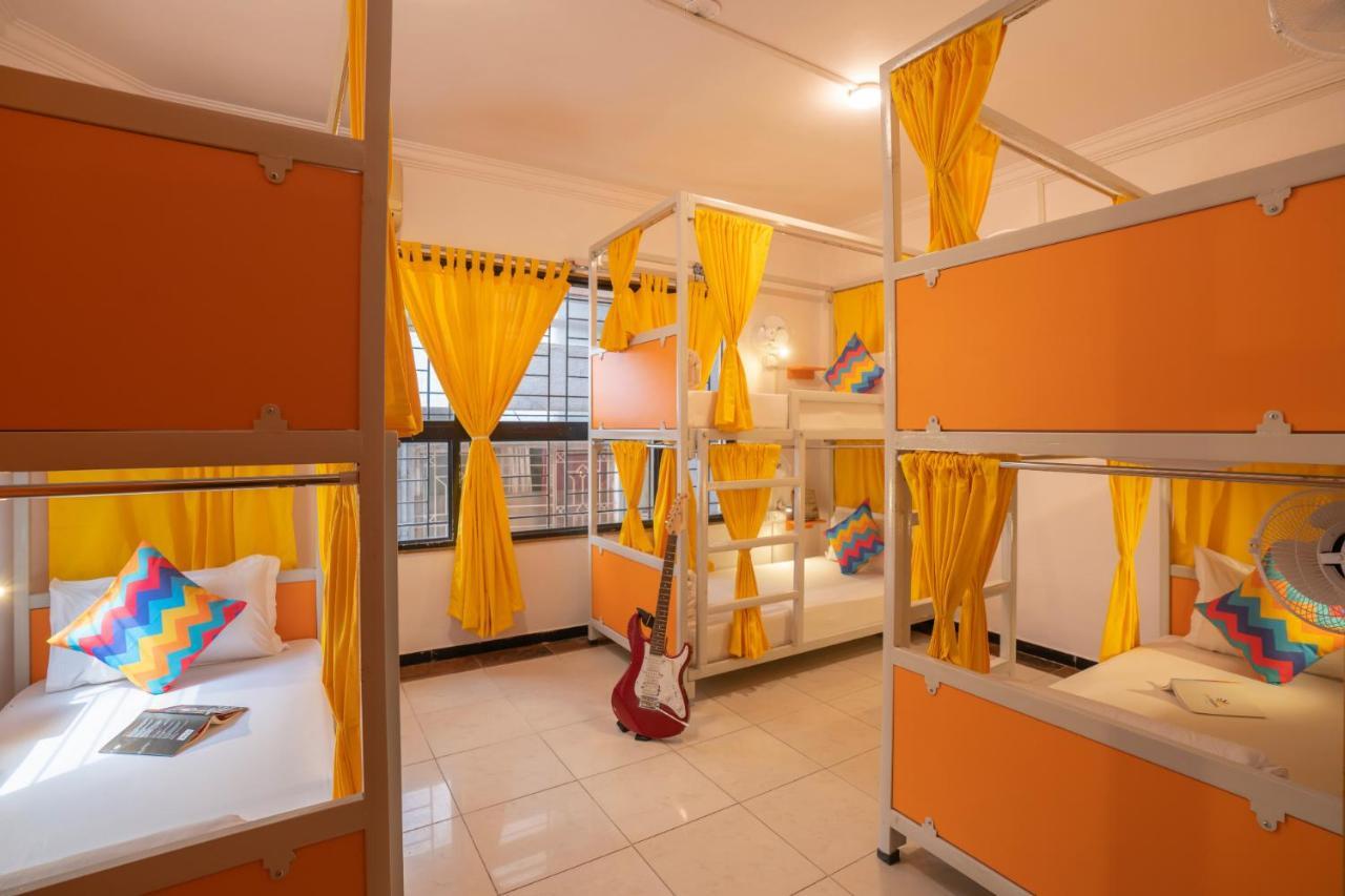 Gostops Bengaluru, Gandhi Nagar Majestic Eksteriør bilde