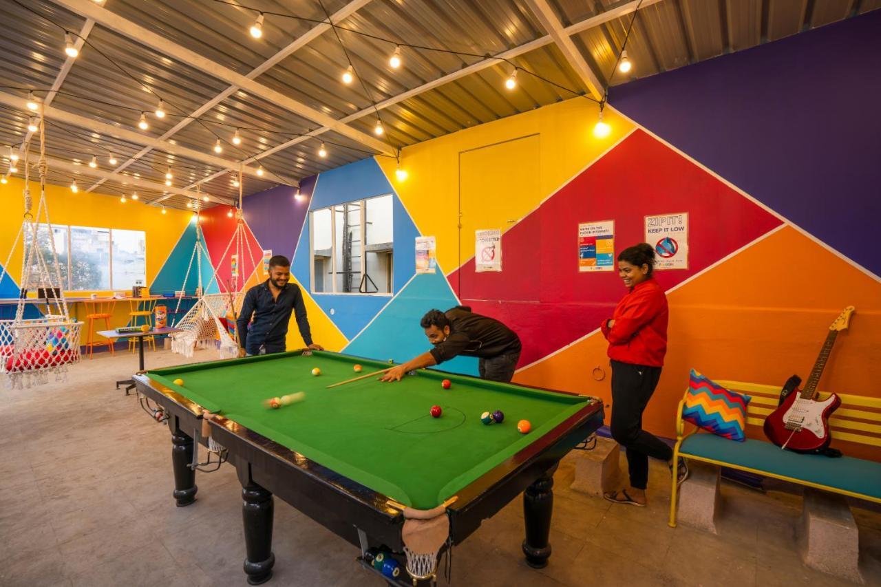 Gostops Bengaluru, Gandhi Nagar Majestic Eksteriør bilde