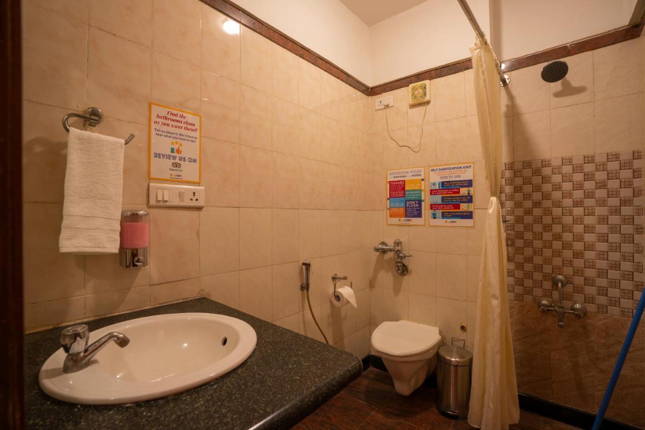 Gostops Bengaluru, Gandhi Nagar Majestic Eksteriør bilde