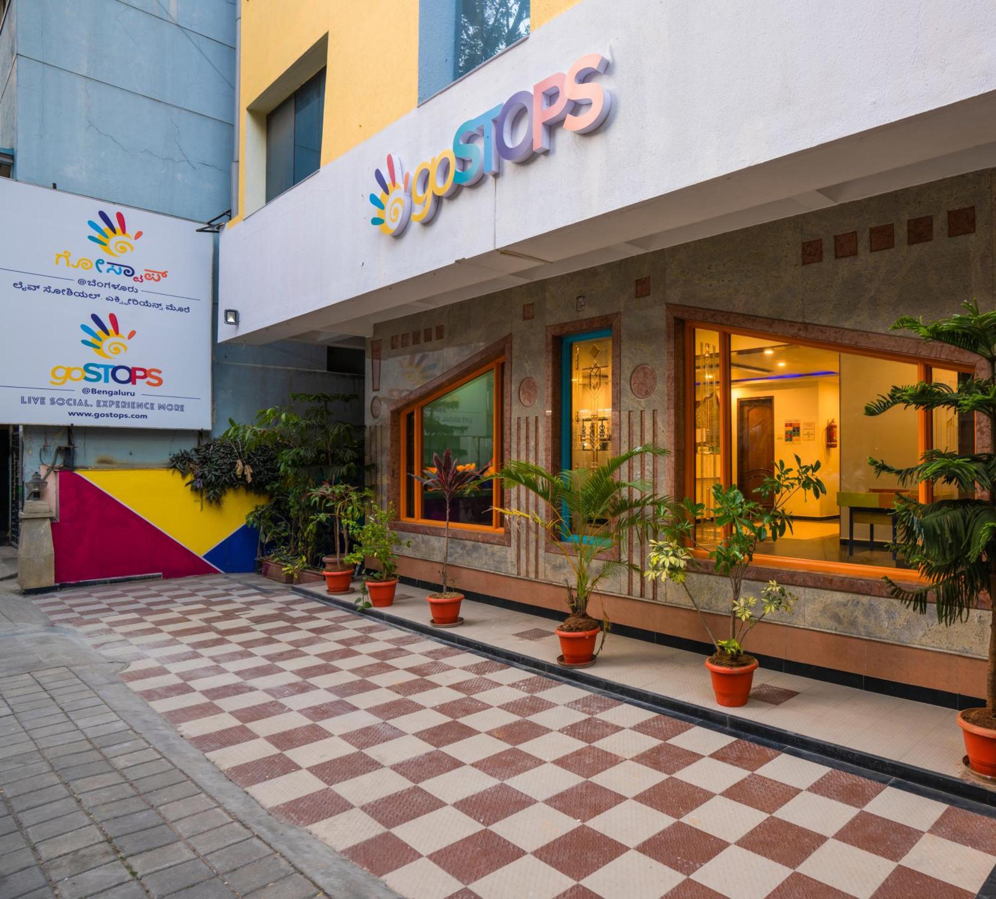 Gostops Bengaluru, Gandhi Nagar Majestic Eksteriør bilde